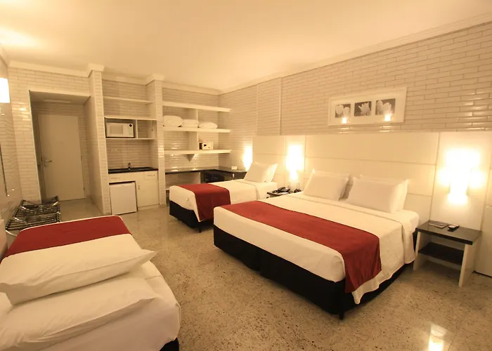 Hotel Confiance Prime Batel